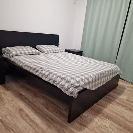 Apartament Garii De Nord Bucarest Exterior foto
